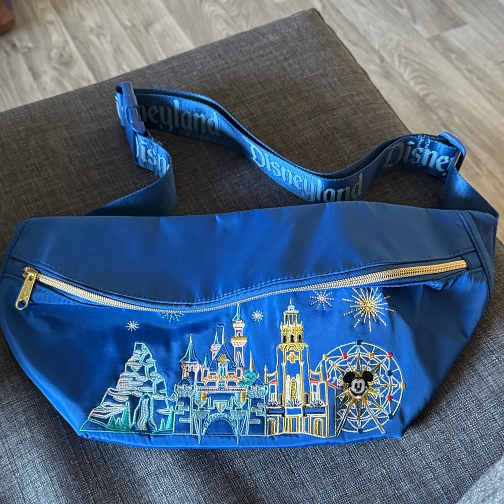 Disneyland Blue Embroidered Women's Belt Bag